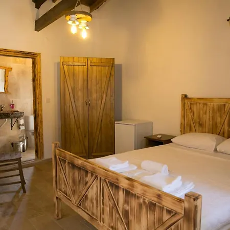 Resort ımroz Kardamos